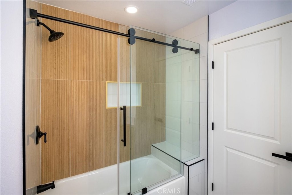 Gardena, California, 90247, United States, 2 Bedrooms Bedrooms, ,3 BathroomsBathrooms,Residential,For Sale,1927851
