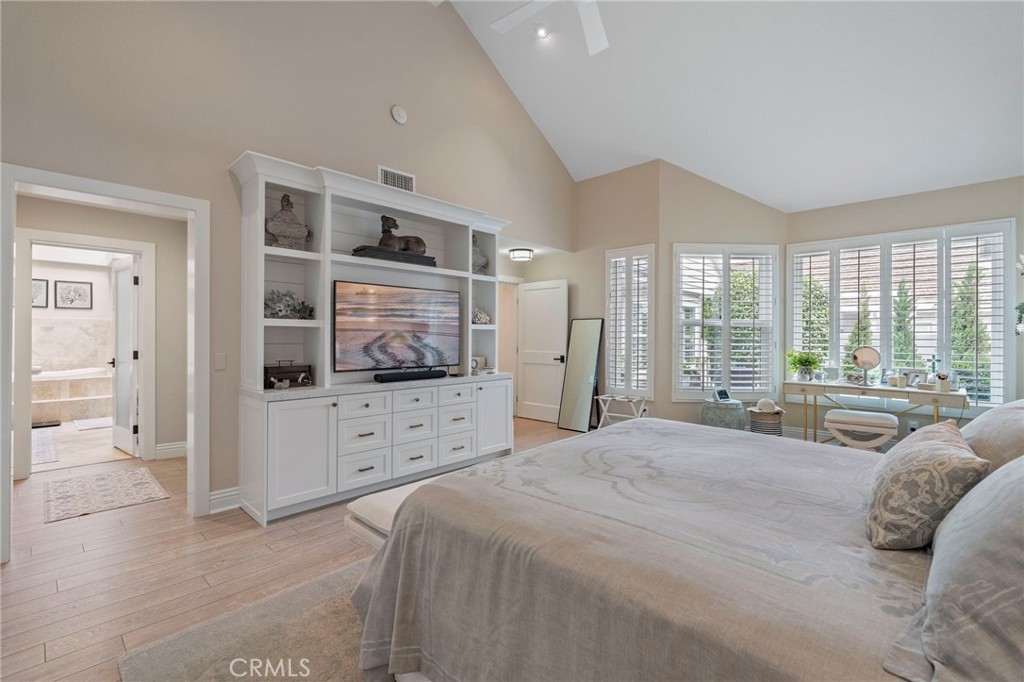 Newport Beach, California, 92660, United States, 3 Bedrooms Bedrooms, ,3 BathroomsBathrooms,Residential,For Sale,1991150