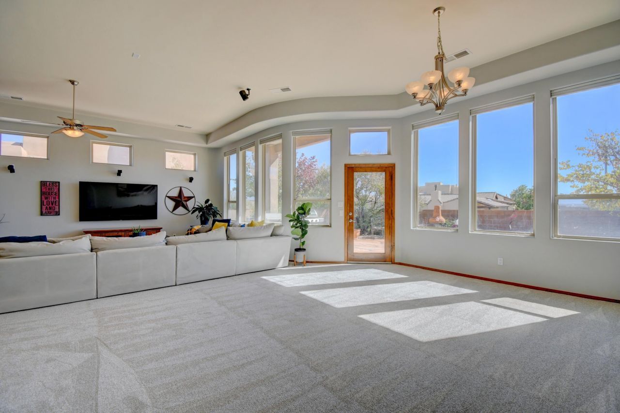 Albuquerque, New Mexico, 87120, United States, 4 Bedrooms Bedrooms, ,2 BathroomsBathrooms,Residential,For Sale,1972703