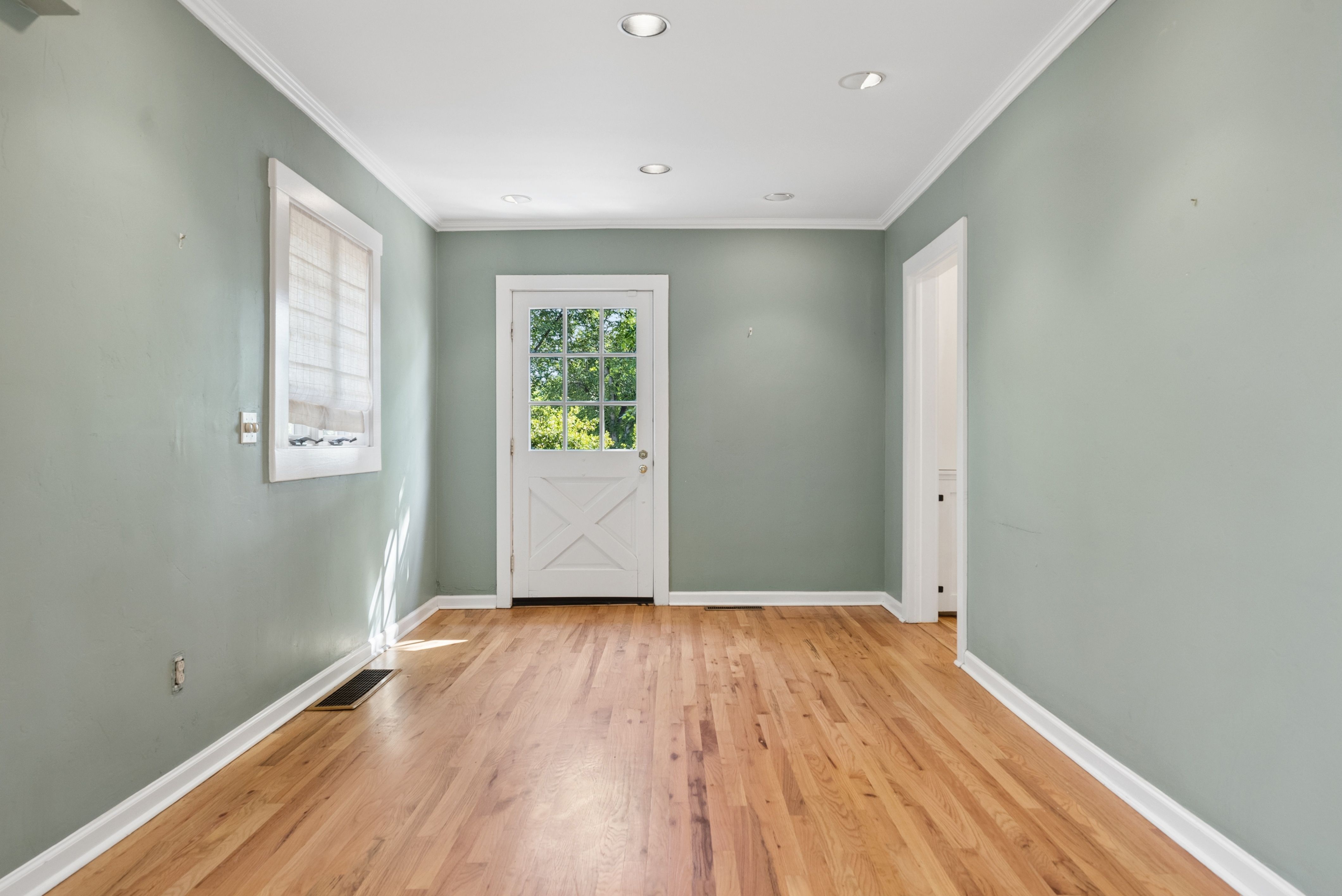  One-Level Broadmoor Living - 物件實景