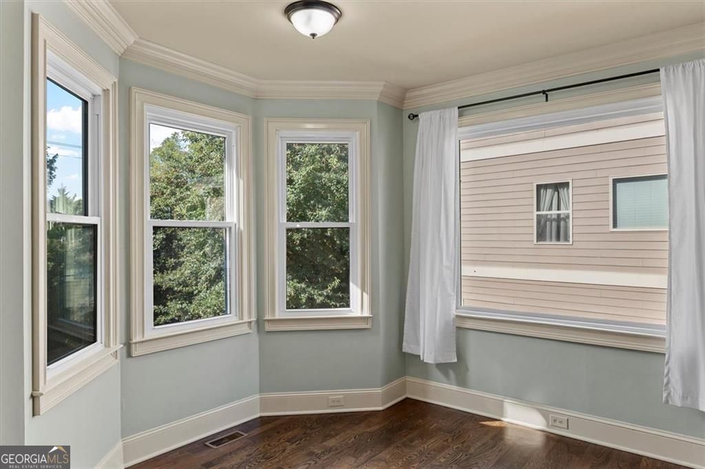 Marietta, Georgia, 30062, United States, 4 Bedrooms Bedrooms, ,5 BathroomsBathrooms,Residential,For Sale,1959898