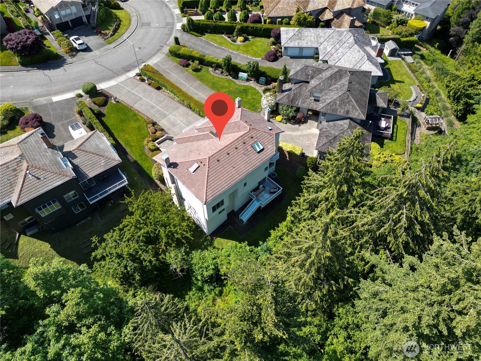 Everett, Washington, 98203, United States, 4 Bedrooms Bedrooms, ,4 BathroomsBathrooms,Residential,For Sale,1841761