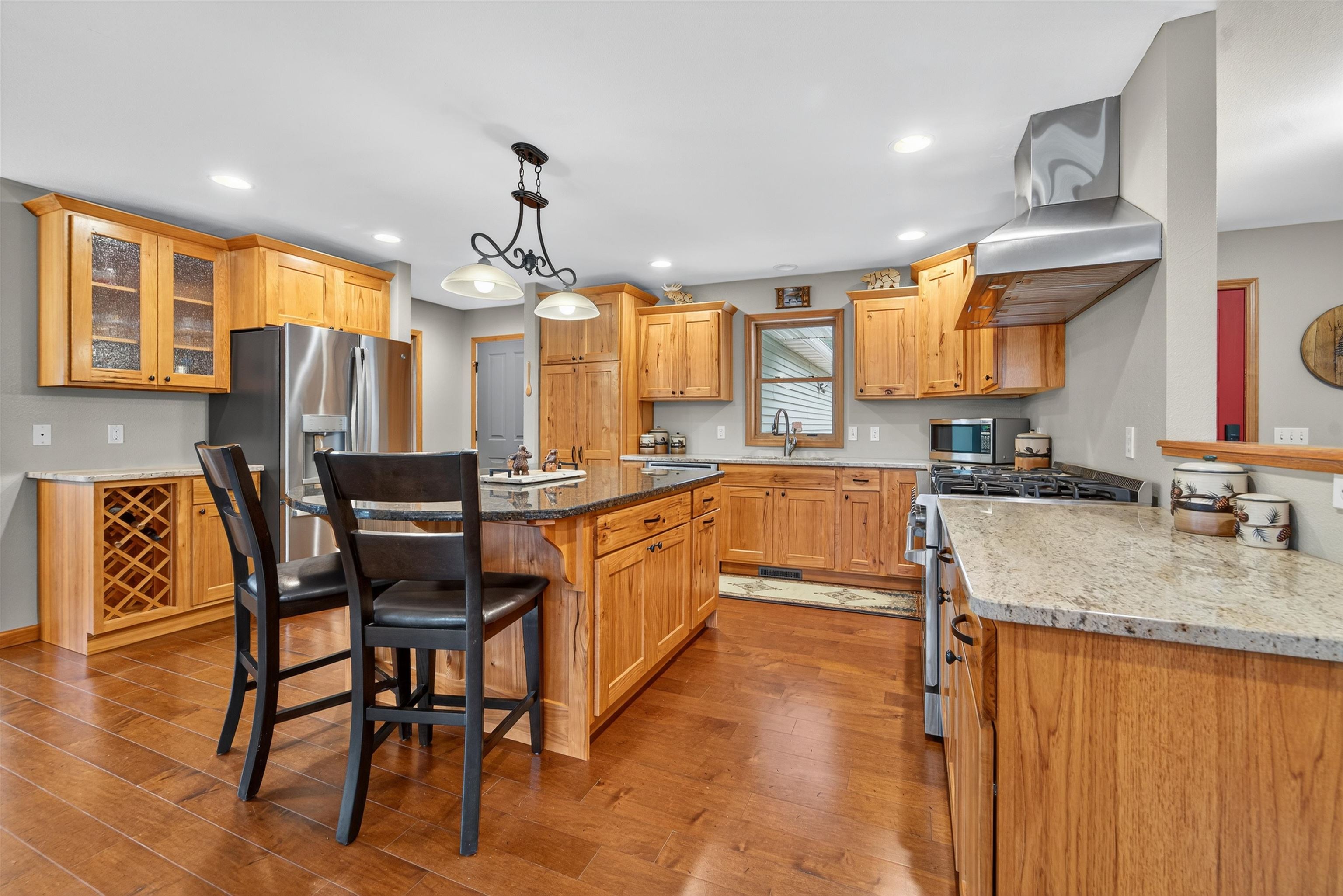 KESHENA, Wisconsin, 54135, United States, 3 Bedrooms Bedrooms, ,3 BathroomsBathrooms,Residential,For Sale,1988158