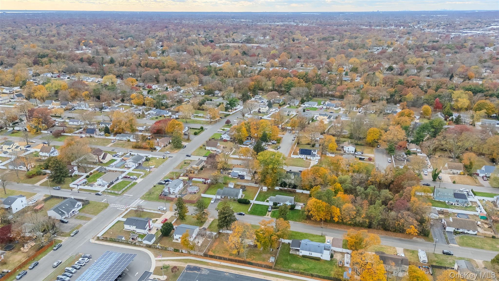 Bay Shore, New York, 11706, United States, 3 Bedrooms Bedrooms, ,3 BathroomsBathrooms,Residential,For Sale,1992406
