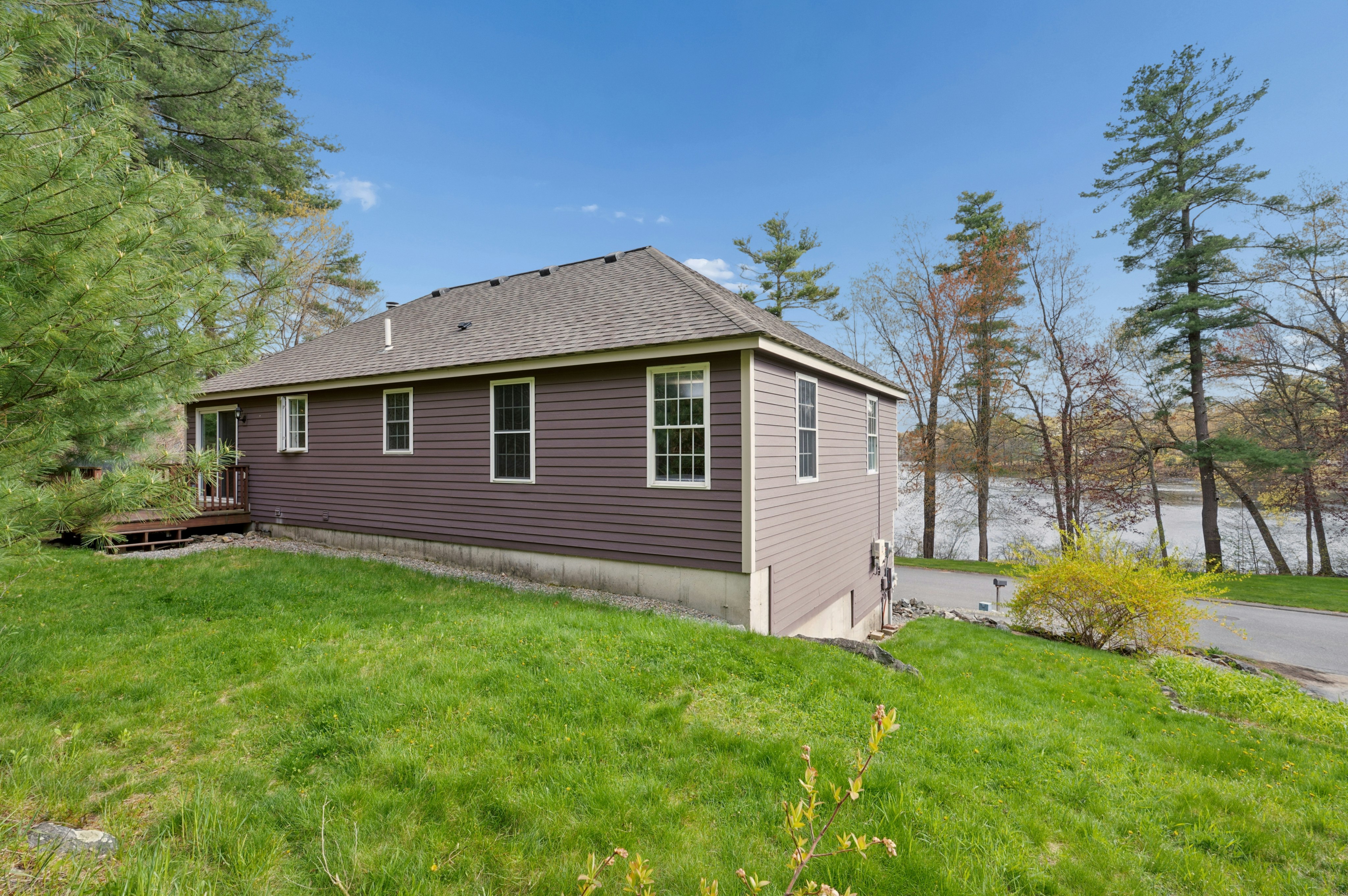  17 Calvin Street, Ayer, MA 01432 - 物件實景