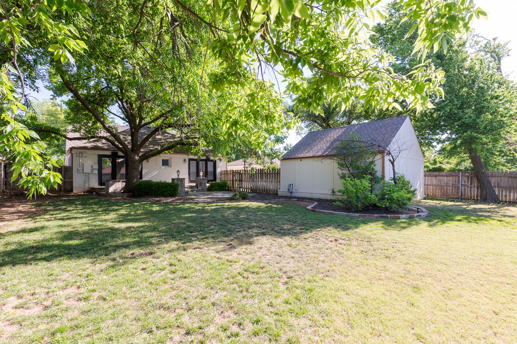  1108 West Wilshire Boulevard, Nichols Hills, OK 73116 - 物件實景