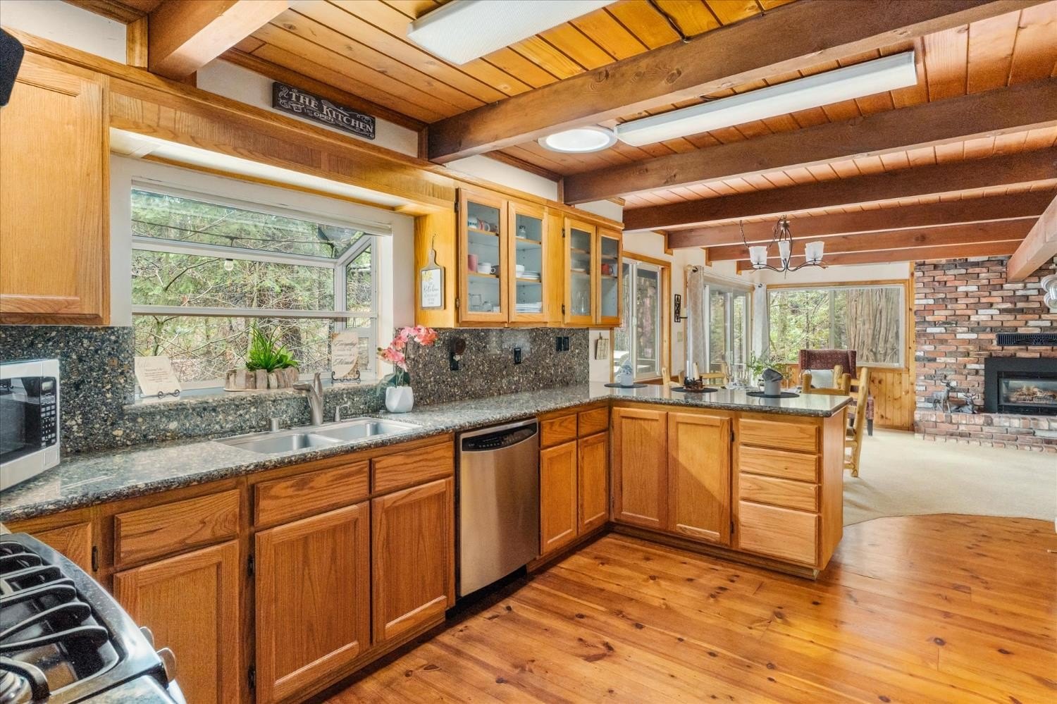 Arnold, California, 95223, United States, 3 Bedrooms Bedrooms, ,2 BathroomsBathrooms,Residential,For Sale,2005489