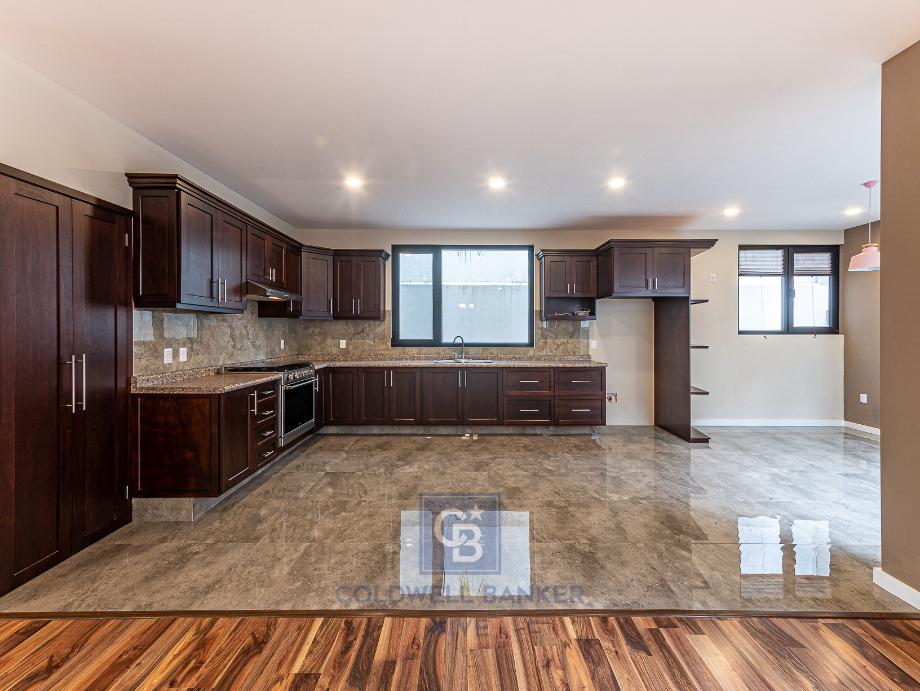 Querétaro, Querétaro, 76220, Mexico, 3 Bedrooms Bedrooms, ,3 BathroomsBathrooms,Residential,For Sale,1994389