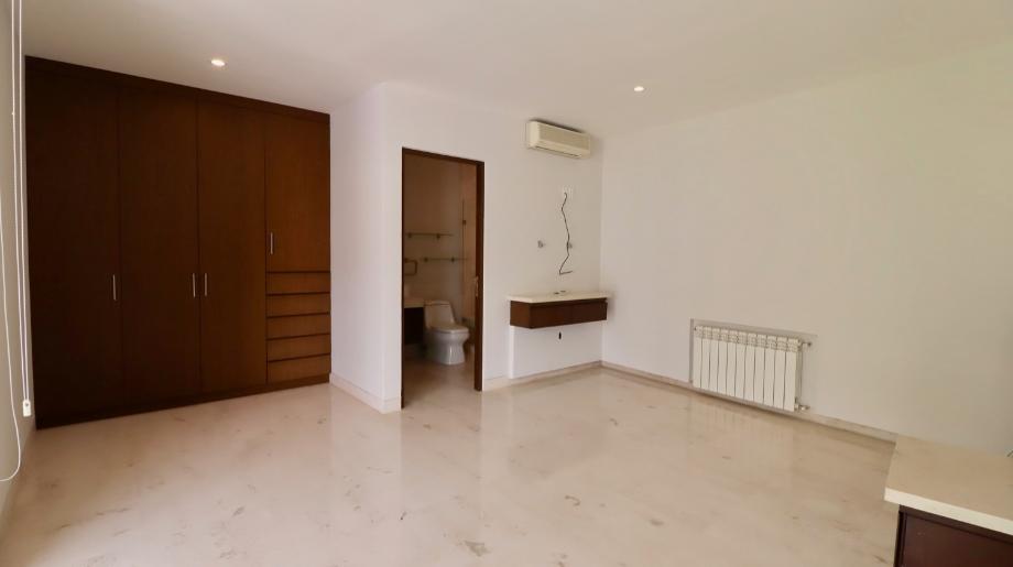 Cumbres de Guadalc?zar, Morelia, Michoacán de Ocampo, 58278, Mexico, 4 Bedrooms Bedrooms, ,4 BathroomsBathrooms,Residential,For Sale,Cumbres de Guadalc?zar,1578001