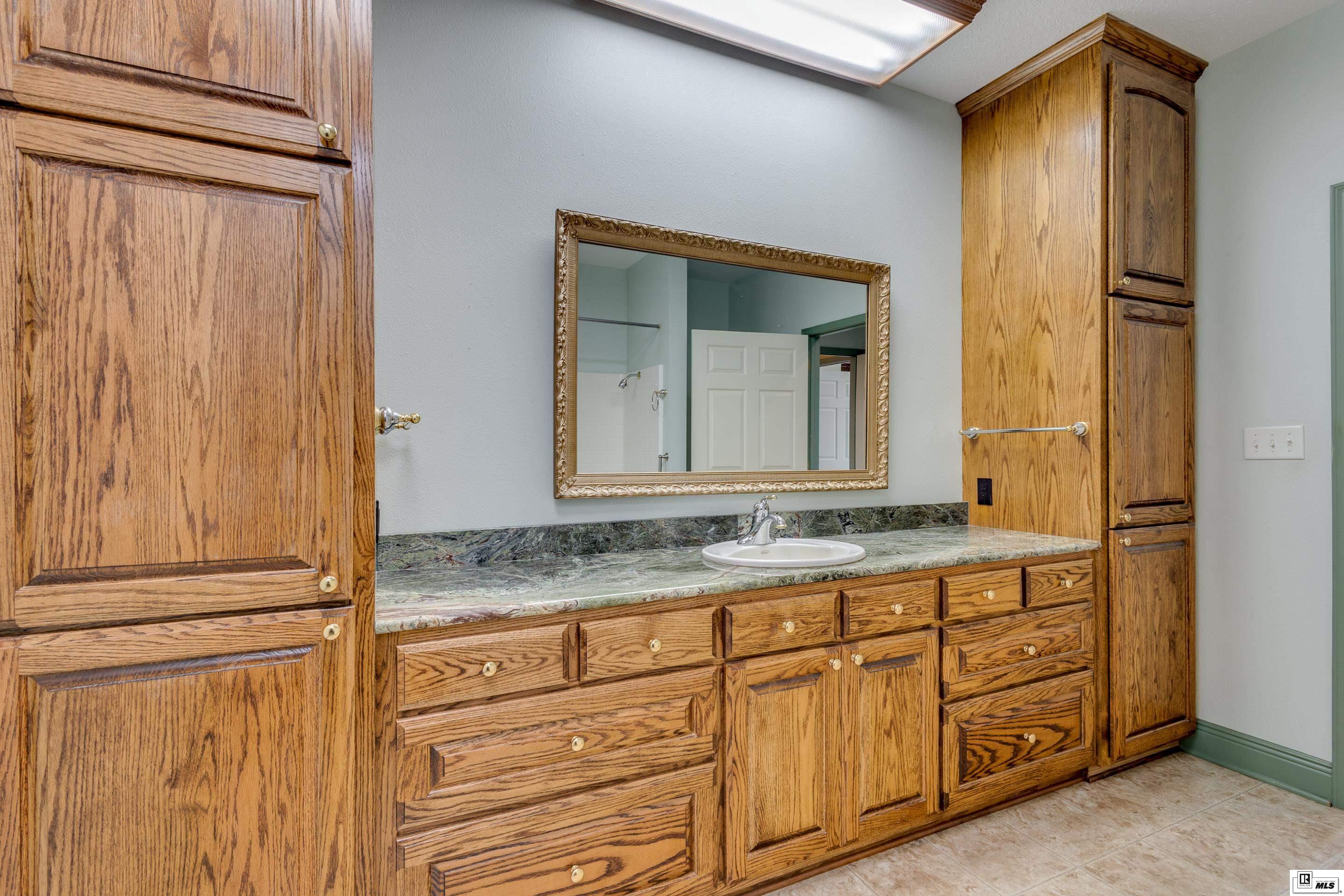 429 ROBINSON LANE, Homer, Louisiana, 71040, United States, 4 Bedrooms Bedrooms, ,2 BathroomsBathrooms,Residential,For Sale,429 ROBINSON LANE,1634667