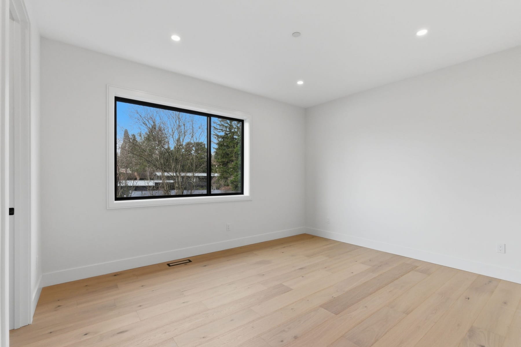  6233 SW HAMILTON WAY Portland, OR 97221 - 物件實景