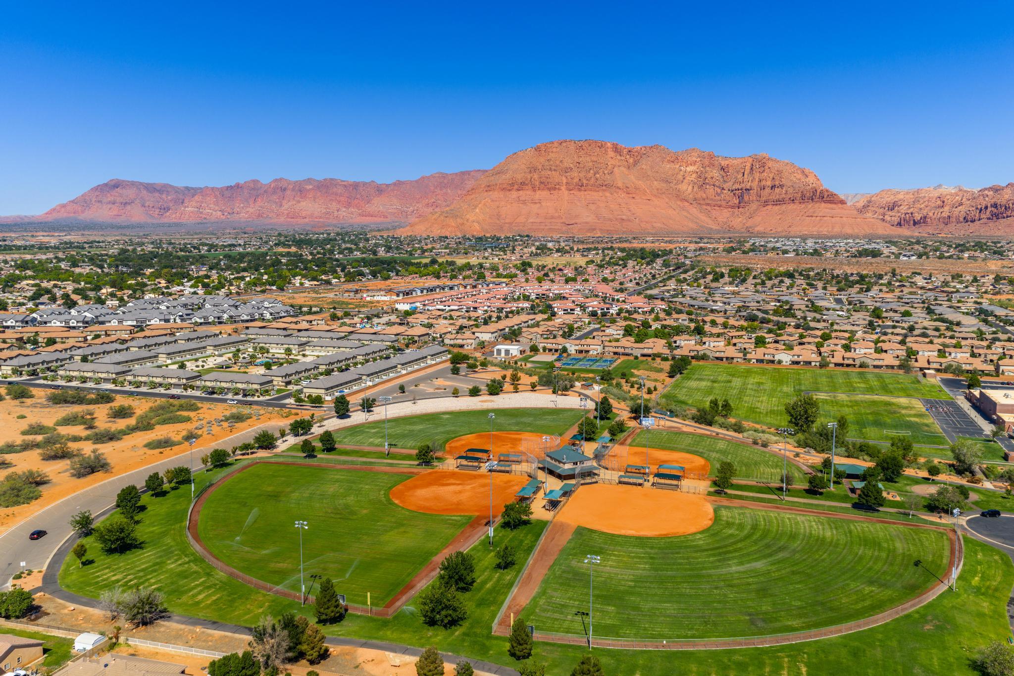 Santa Clara, Utah, 84765, United States, 4 Bedrooms Bedrooms, ,Residential,For Sale,1957672