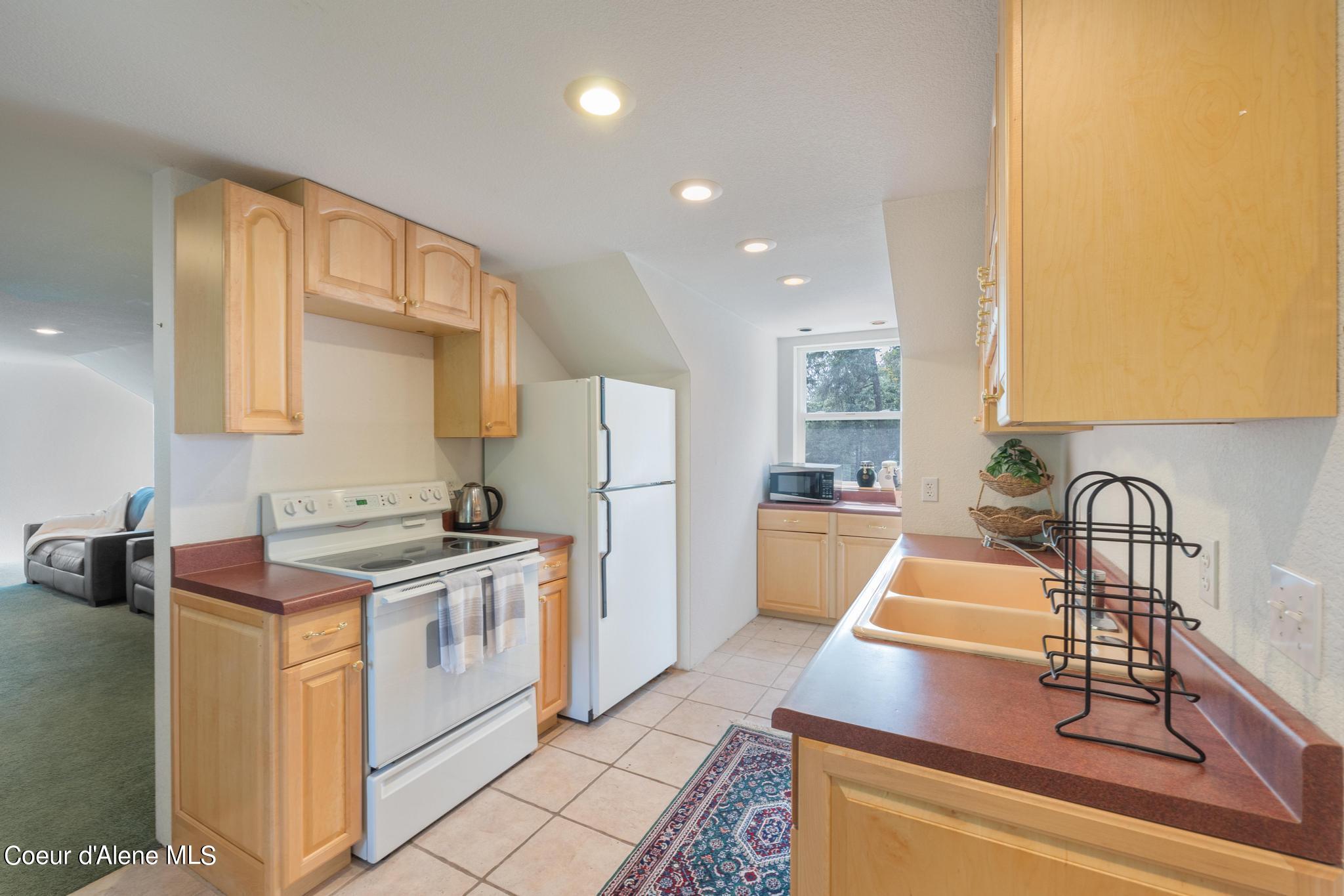 Coeur D'alene, Idaho, 83814, United States, 4 Bedrooms Bedrooms, ,3 BathroomsBathrooms,Residential,For Sale,1795061