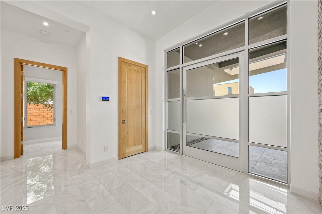 Las Vegas, Nevada, 89135, United States, 3 Bedrooms Bedrooms, ,4 BathroomsBathrooms,Residential,For Sale,1993363