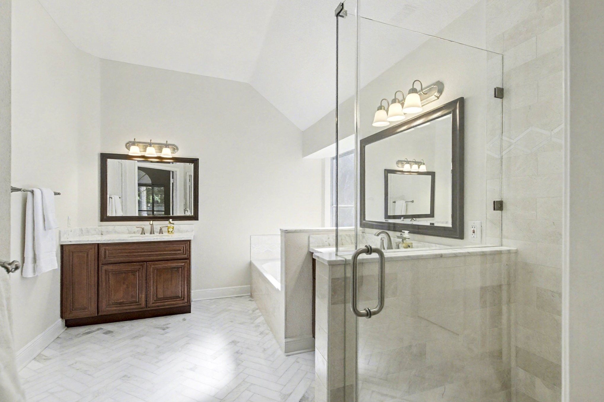 Houston, Texas, 77094, United States, 3 Bedrooms Bedrooms, ,2 BathroomsBathrooms,Residential,For Sale,1993384