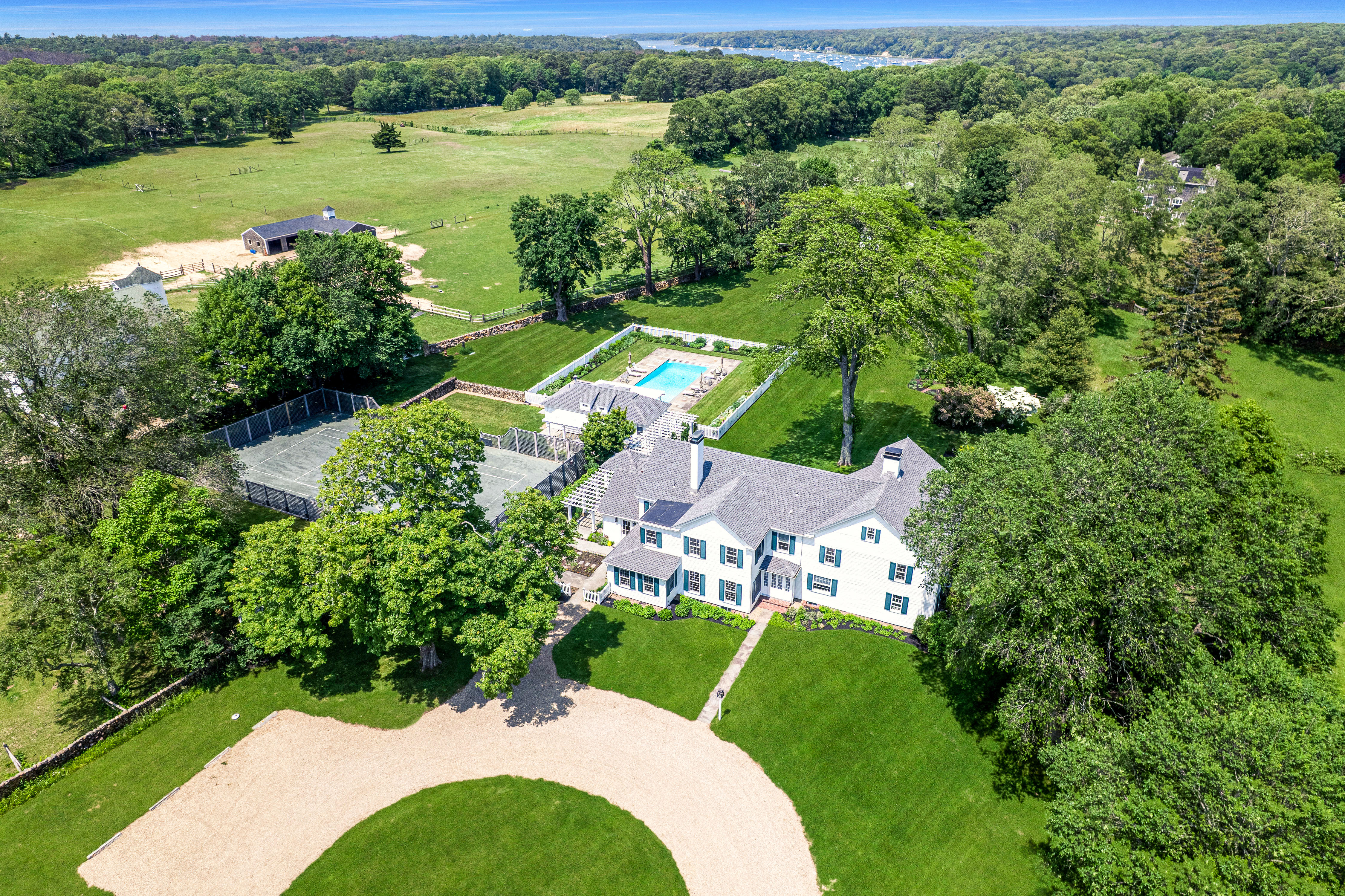  Tashmoo Farm - A Country Estate on 10.69 Acres - 物件實景