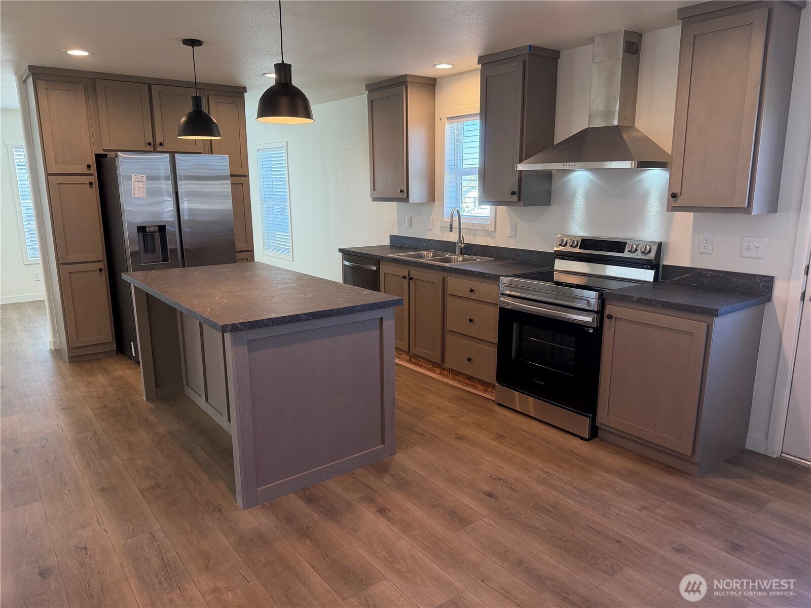 Maple Ave, Sunnyside, WA 98944 #1