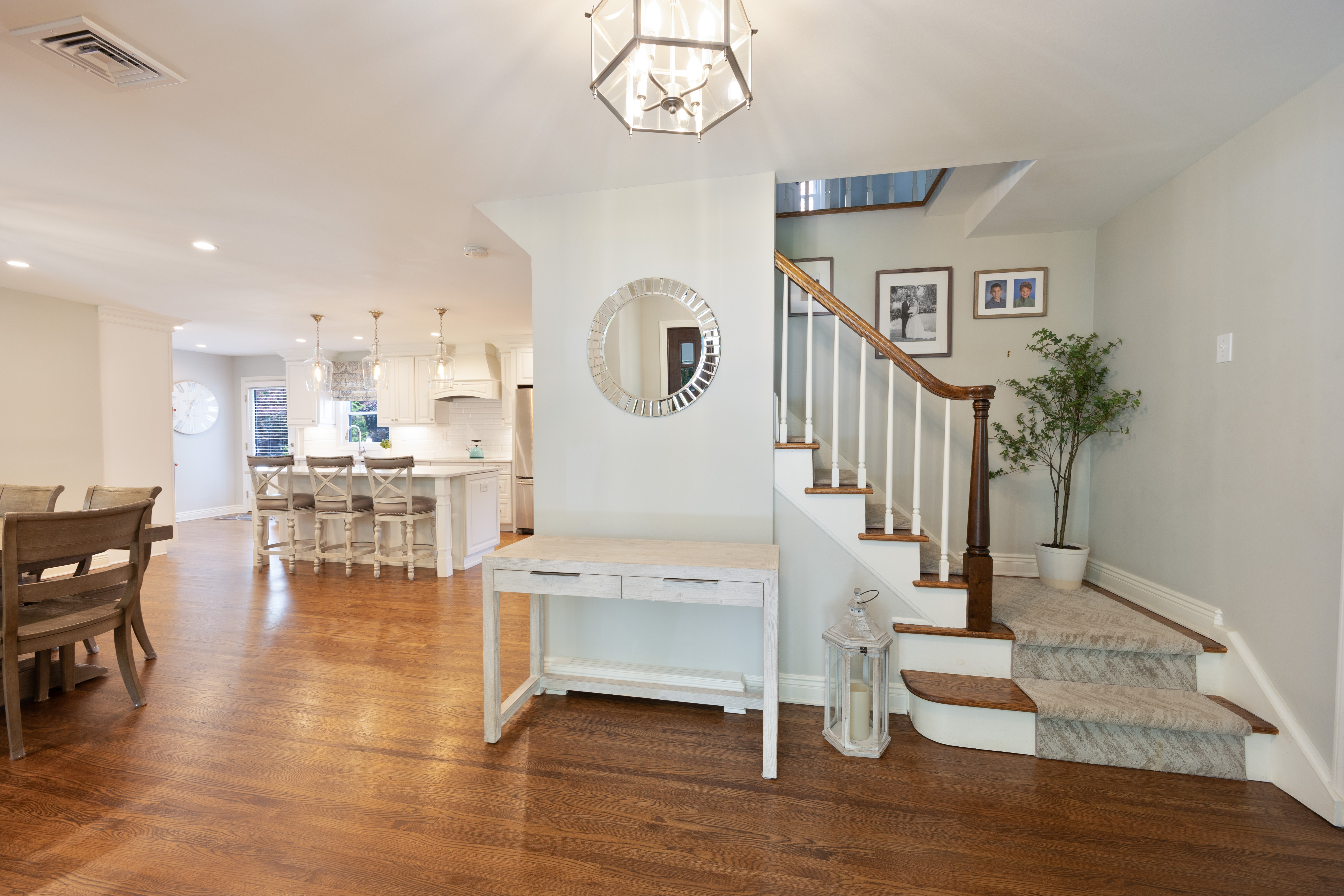 Montville Twp., New Jersey, 07082, United States, 4 Bedrooms Bedrooms, ,3 BathroomsBathrooms,Residential,For Sale,1979871