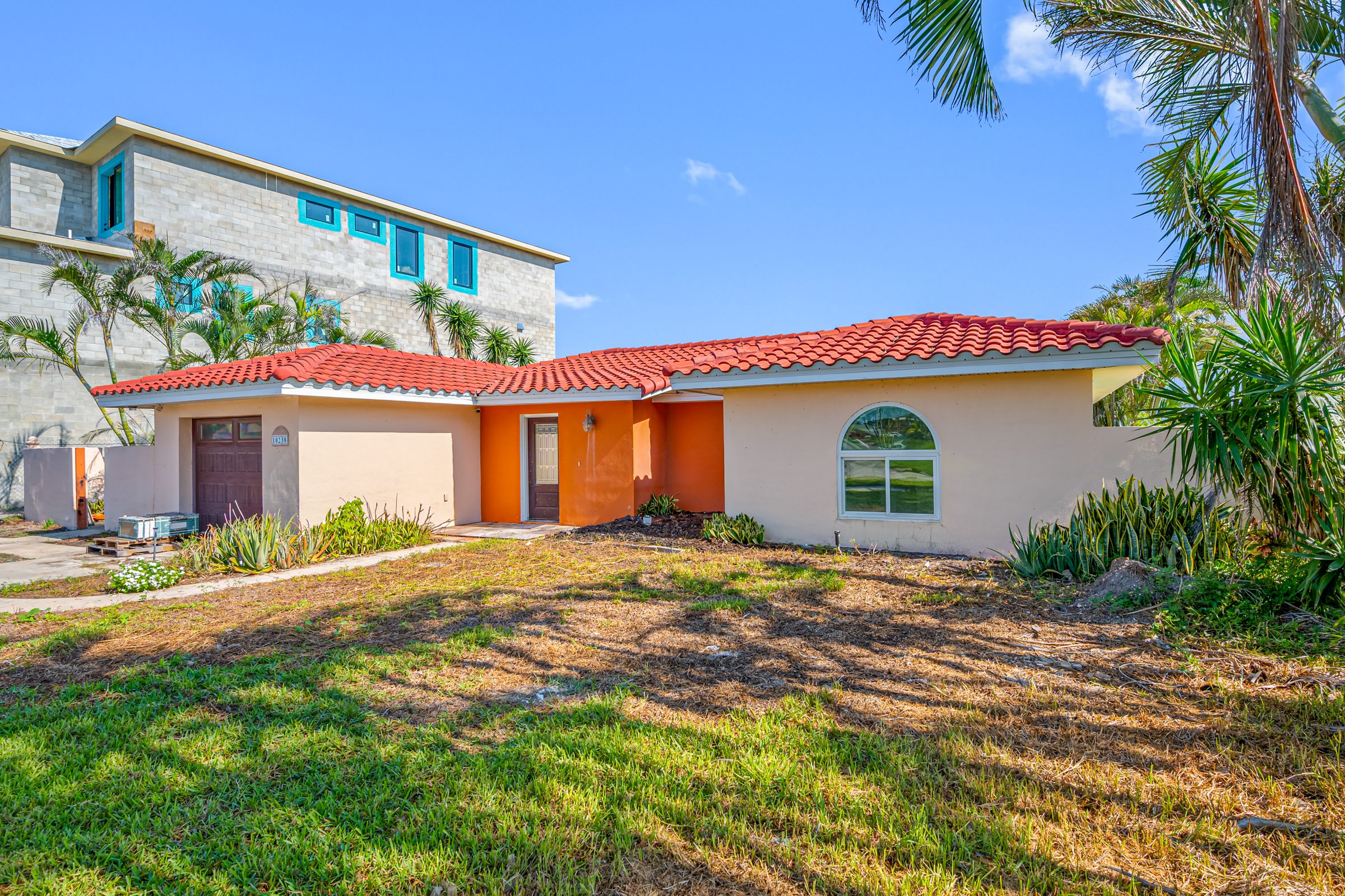 Treasure Island, Florida, 33706, United States, 3 Bedrooms Bedrooms, ,2 BathroomsBathrooms,Residential,For Sale,1904324