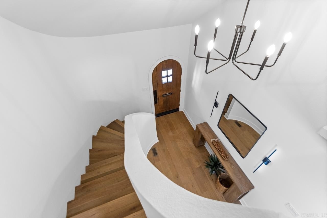 Alexander, Arkansas, 72002, United States, 6 Bedrooms Bedrooms, ,4 BathroomsBathrooms,Residential,For Sale,1986136