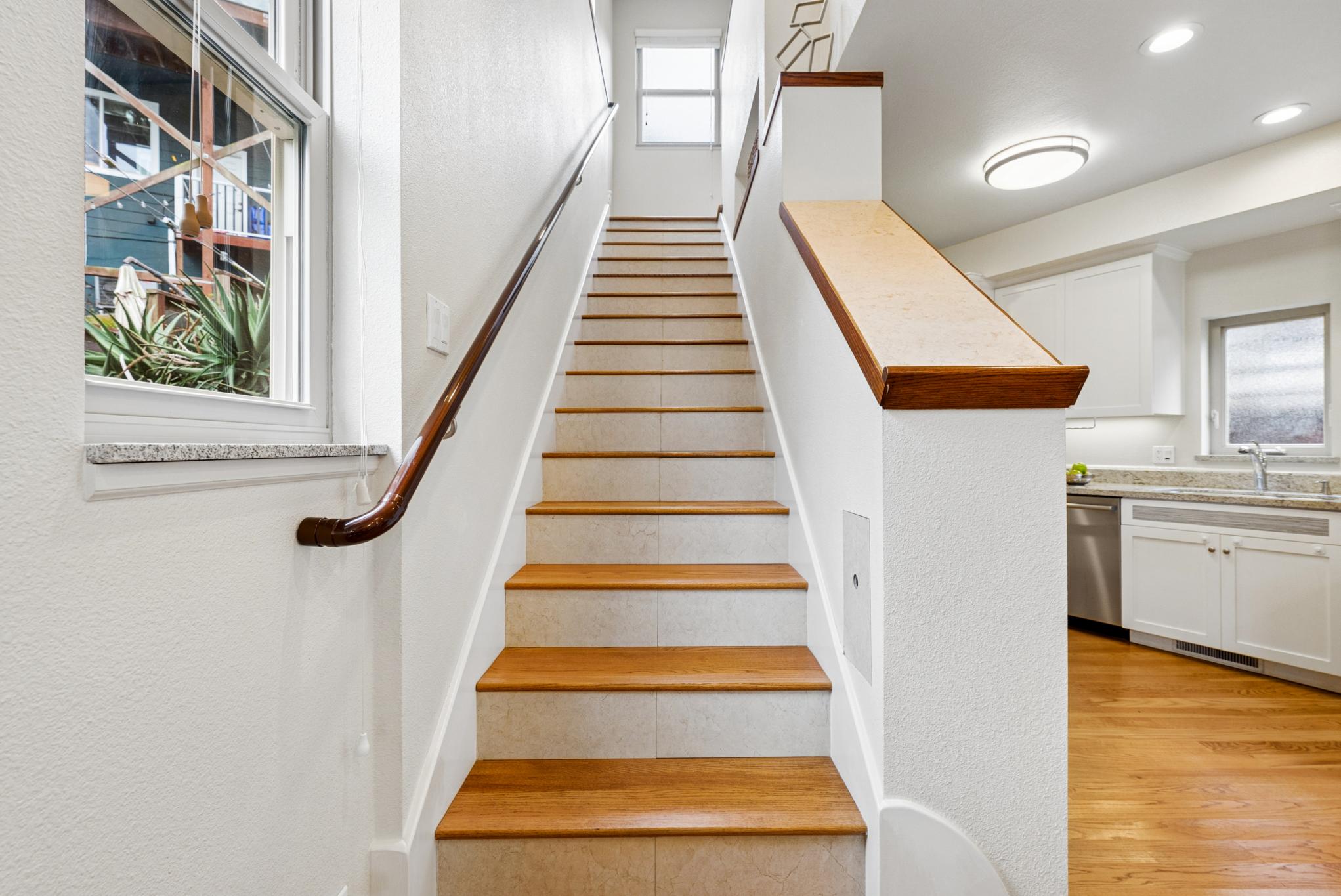  180 Yukon Street - 物件實景