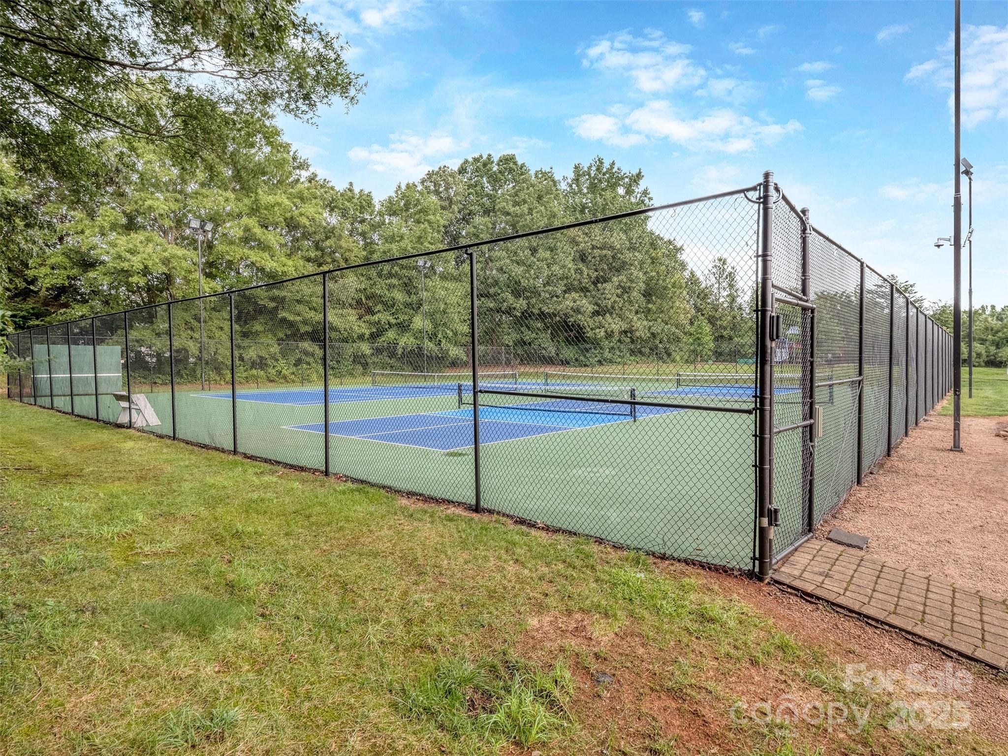 Charlotte, North Carolina, 28277, United States, 4 Bedrooms Bedrooms, ,3 BathroomsBathrooms,Residential,For Sale,1910915