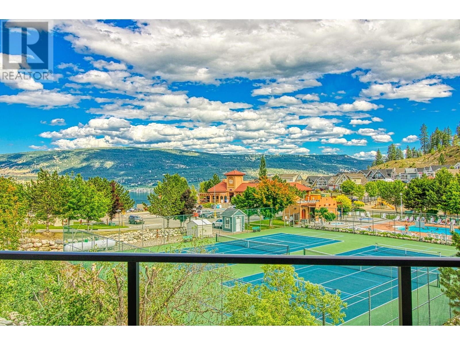 KELOWNA, British Columbia, V1Z 3R8, CA, 3 Bedrooms Bedrooms, ,2 BathroomsBathrooms,Residential,For Sale,1897837