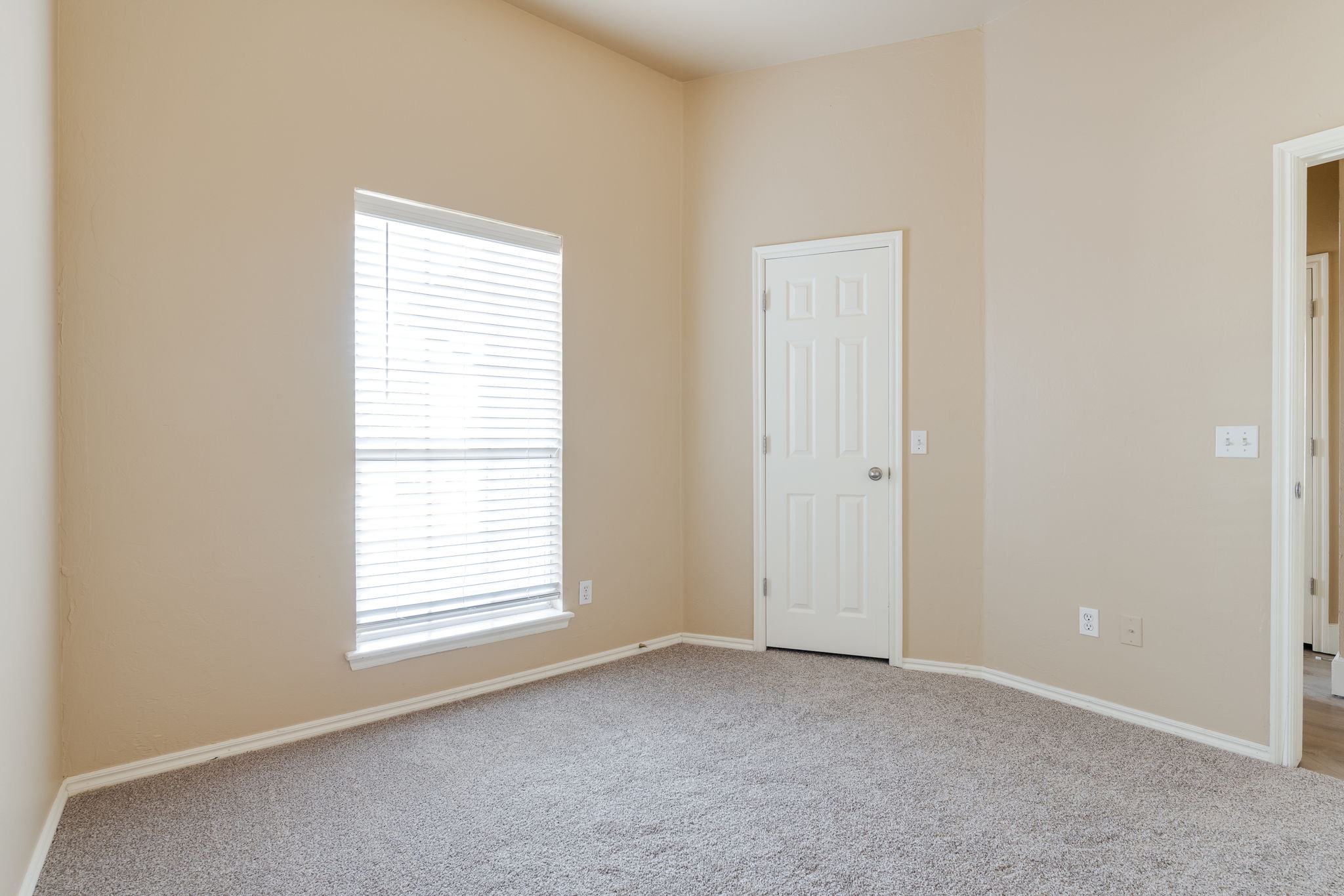  16428 Village Common Drive, Edmond, OK 73013 - 物件實景