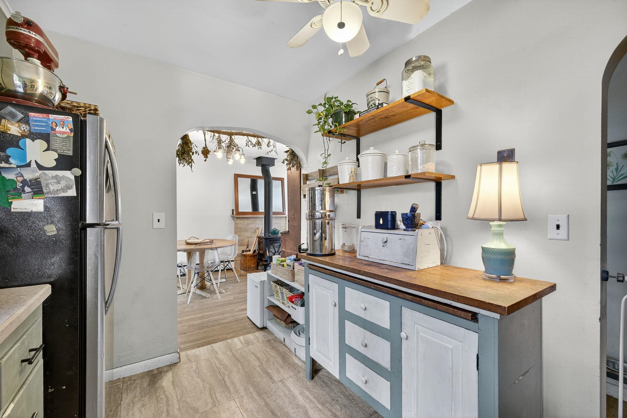 Portsmouth, New Hampshire, 03801, United States, 3 Bedrooms Bedrooms, ,1 BathroomBathrooms,Residential,For Sale,1934652