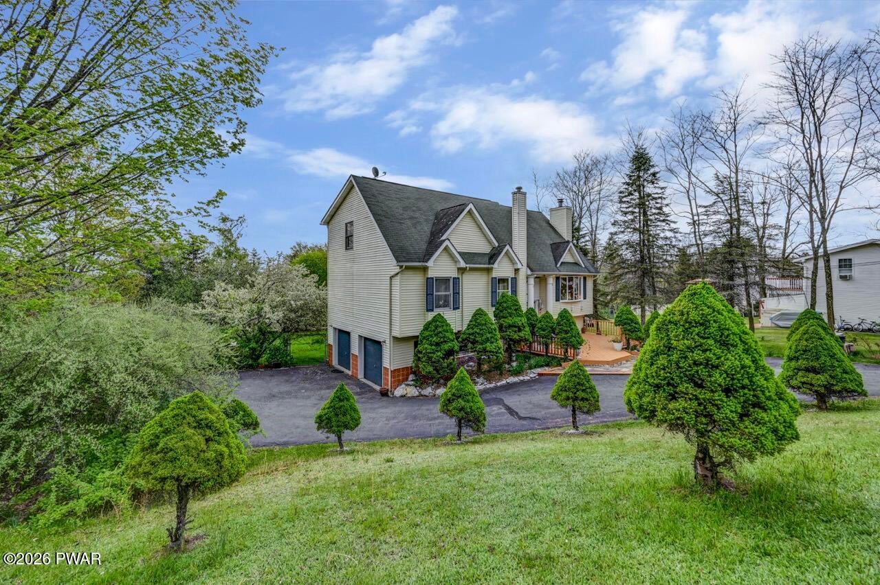 Hawley, Pennsylvania, 18428, United States, 3 Bedrooms Bedrooms, ,3 BathroomsBathrooms,Residential,For Sale,2045204
