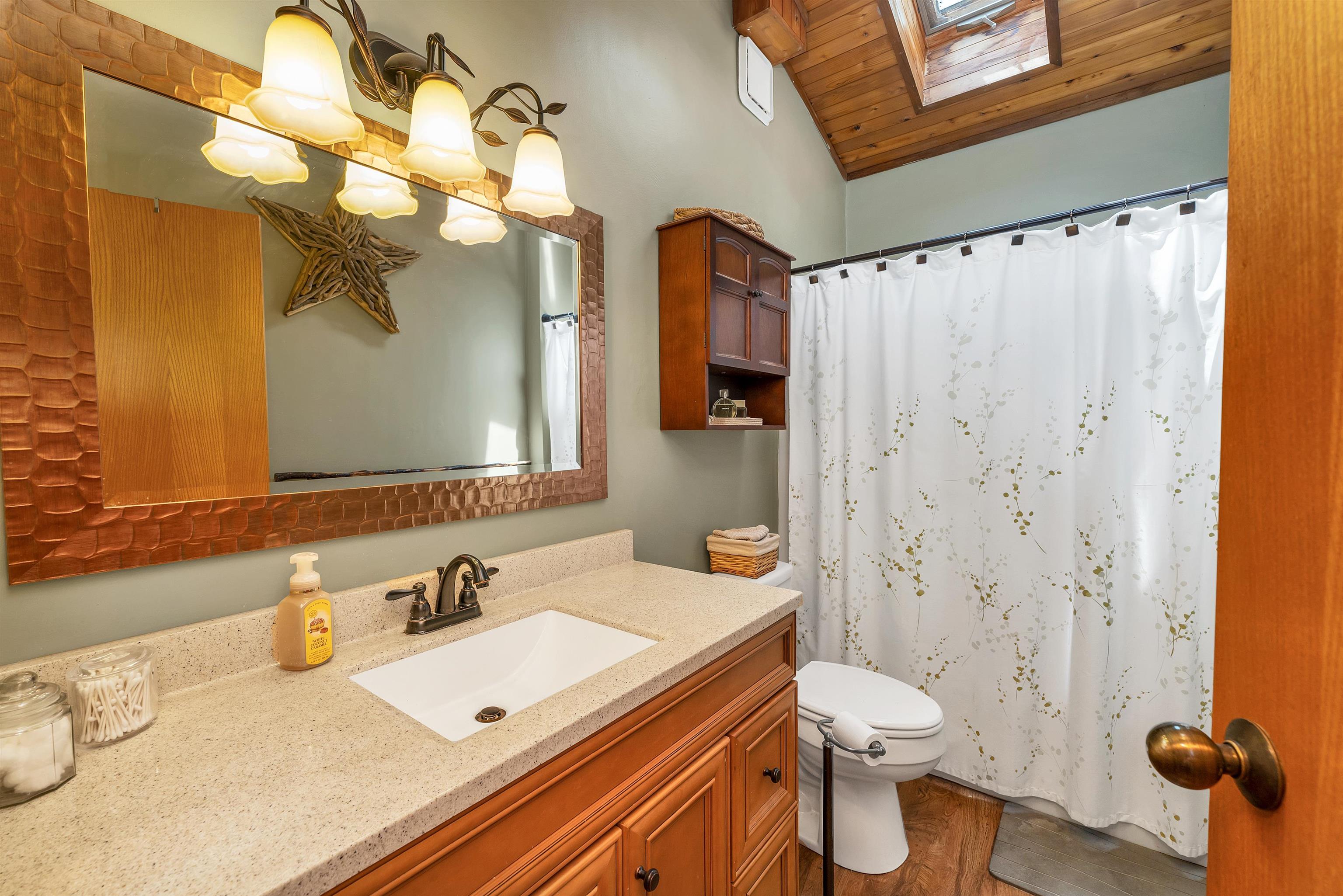 Laconia, New Hampshire, 03246, United States, 3 Bedrooms Bedrooms, ,2 BathroomsBathrooms,Residential,For Sale,1938824