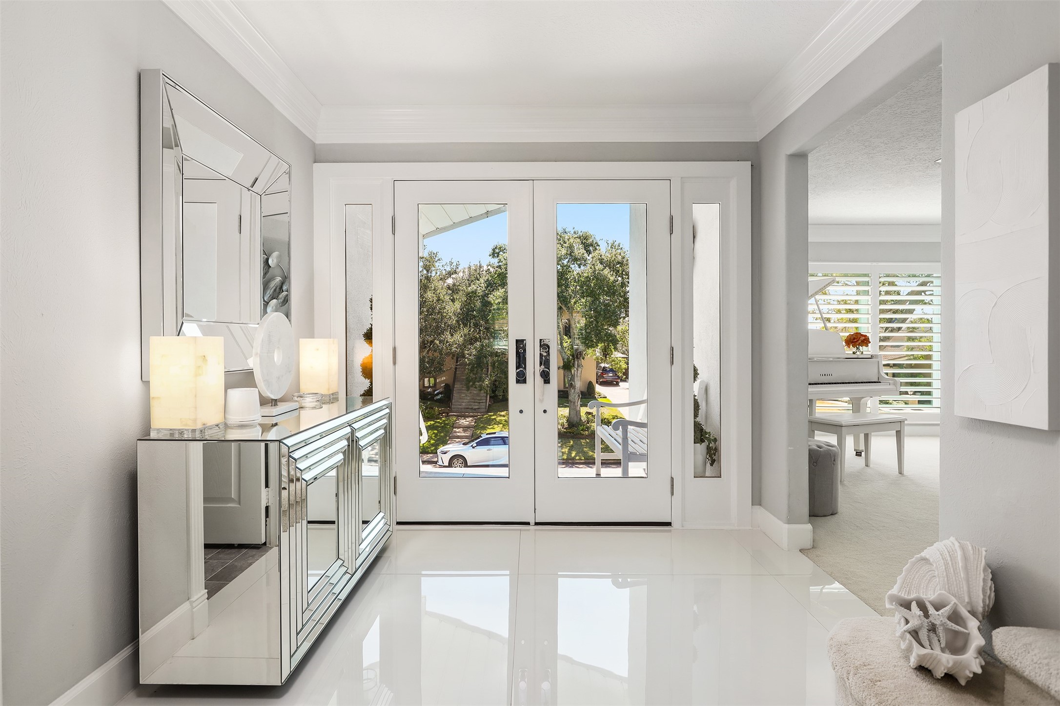 Nassau Bay, Texas, 77058, United States, 5 Bedrooms Bedrooms, ,5 BathroomsBathrooms,Residential,For Sale,1988330