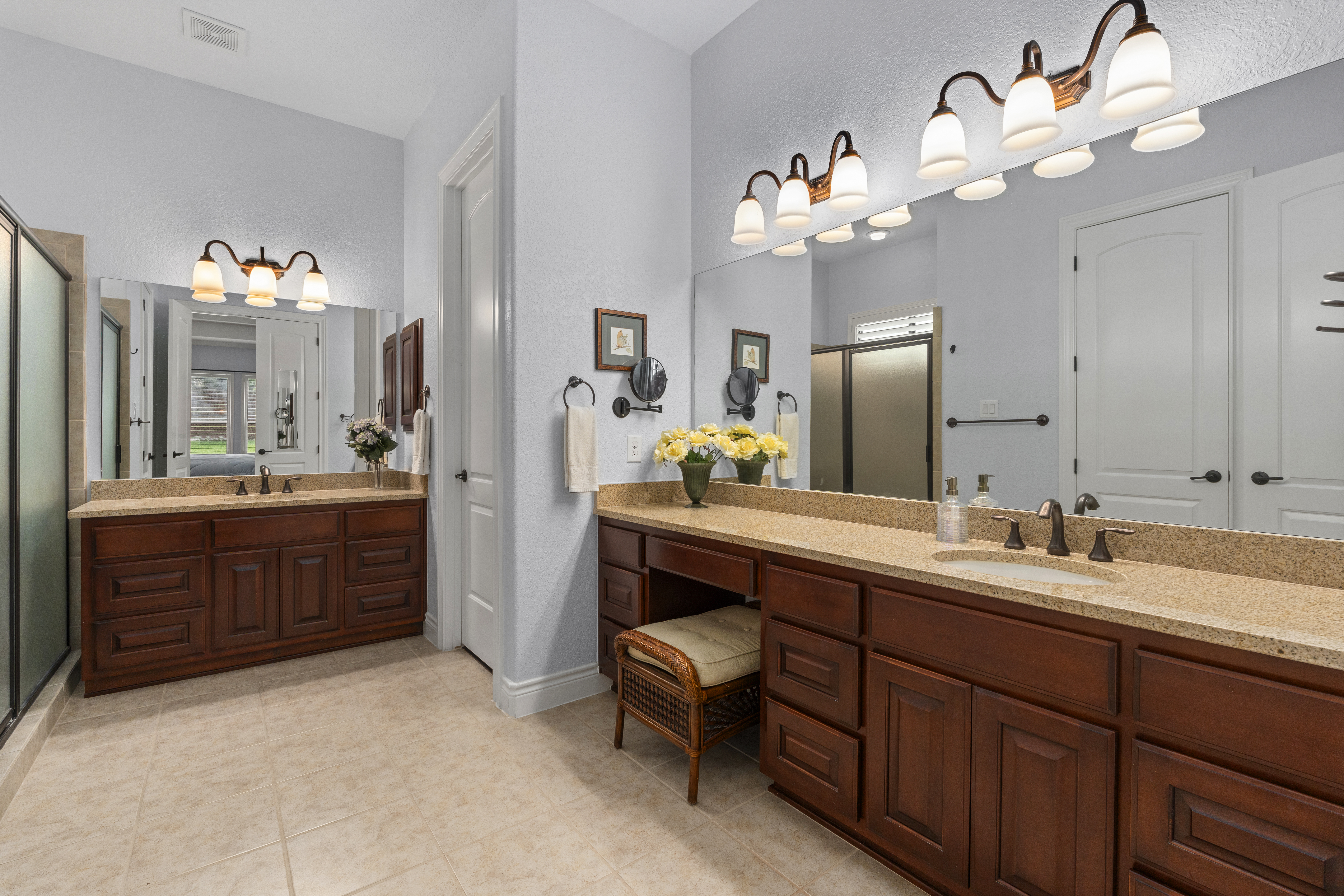  Remodeled Estate Living in Rogers Ranch - 物件實景