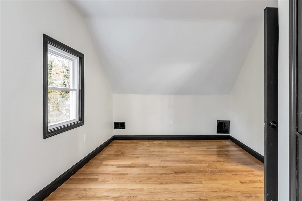 Billerica, Massachusetts, 01821, United States, 4 Bedrooms Bedrooms, ,3 BathroomsBathrooms,Residential,For Sale,1980011