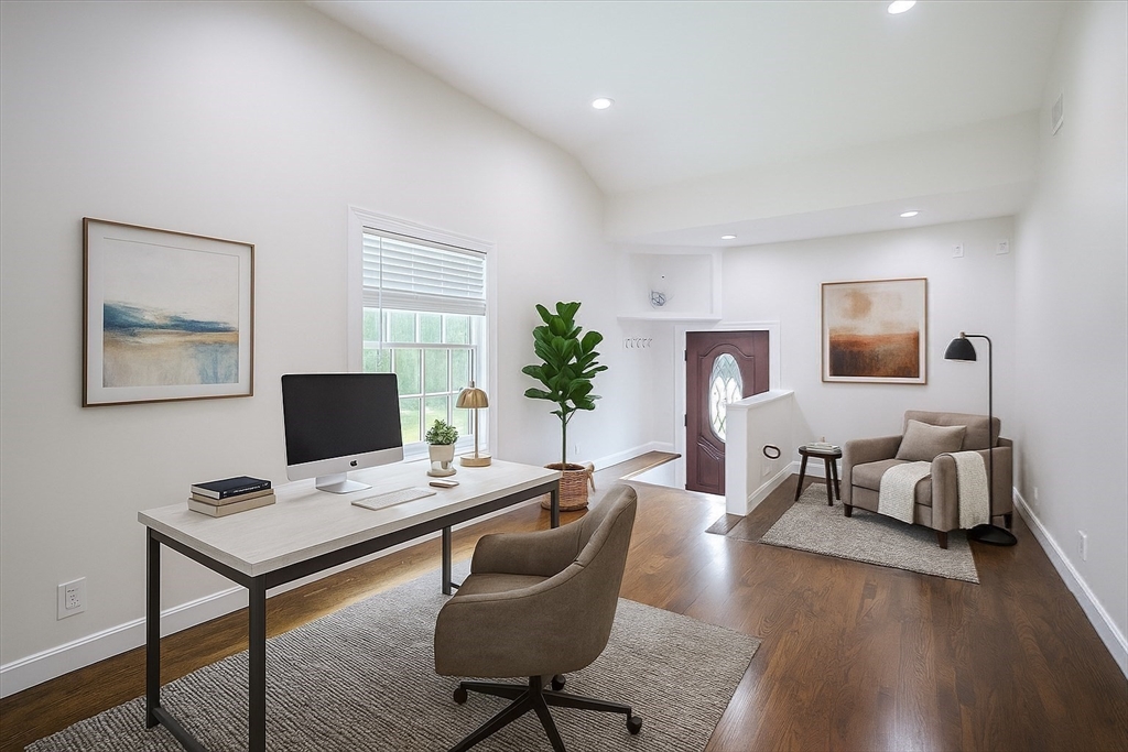 Ashland, Massachusetts, 01721, United States, 3 Bedrooms Bedrooms, ,3 BathroomsBathrooms,Residential,For Sale,1978848