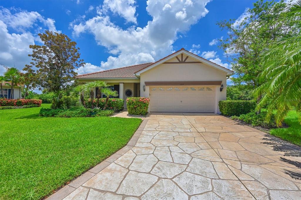 Bradenton, Florida, 34212, United States, 3 Bedrooms Bedrooms, ,2 BathroomsBathrooms,Residential,For Sale,1906883