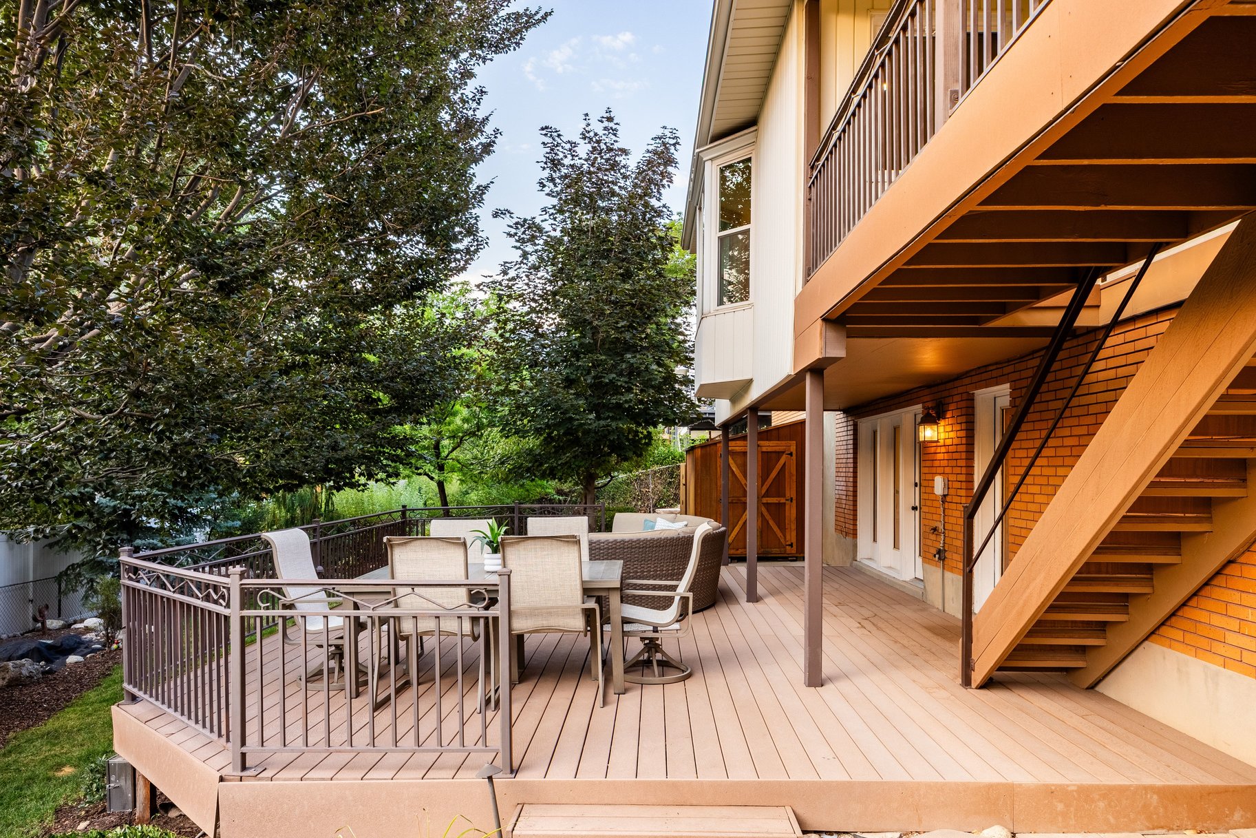  Olympus Cove Rambler with Walk-Out Basement to Serene Backyard - 物件實景