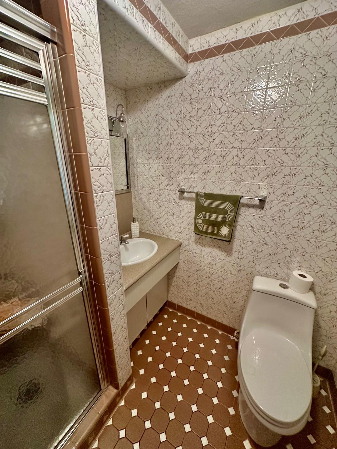 Staten Island, New York, 10314, United States, 4 Bedrooms Bedrooms, ,2 BathroomsBathrooms,Residential,For Sale,1914334