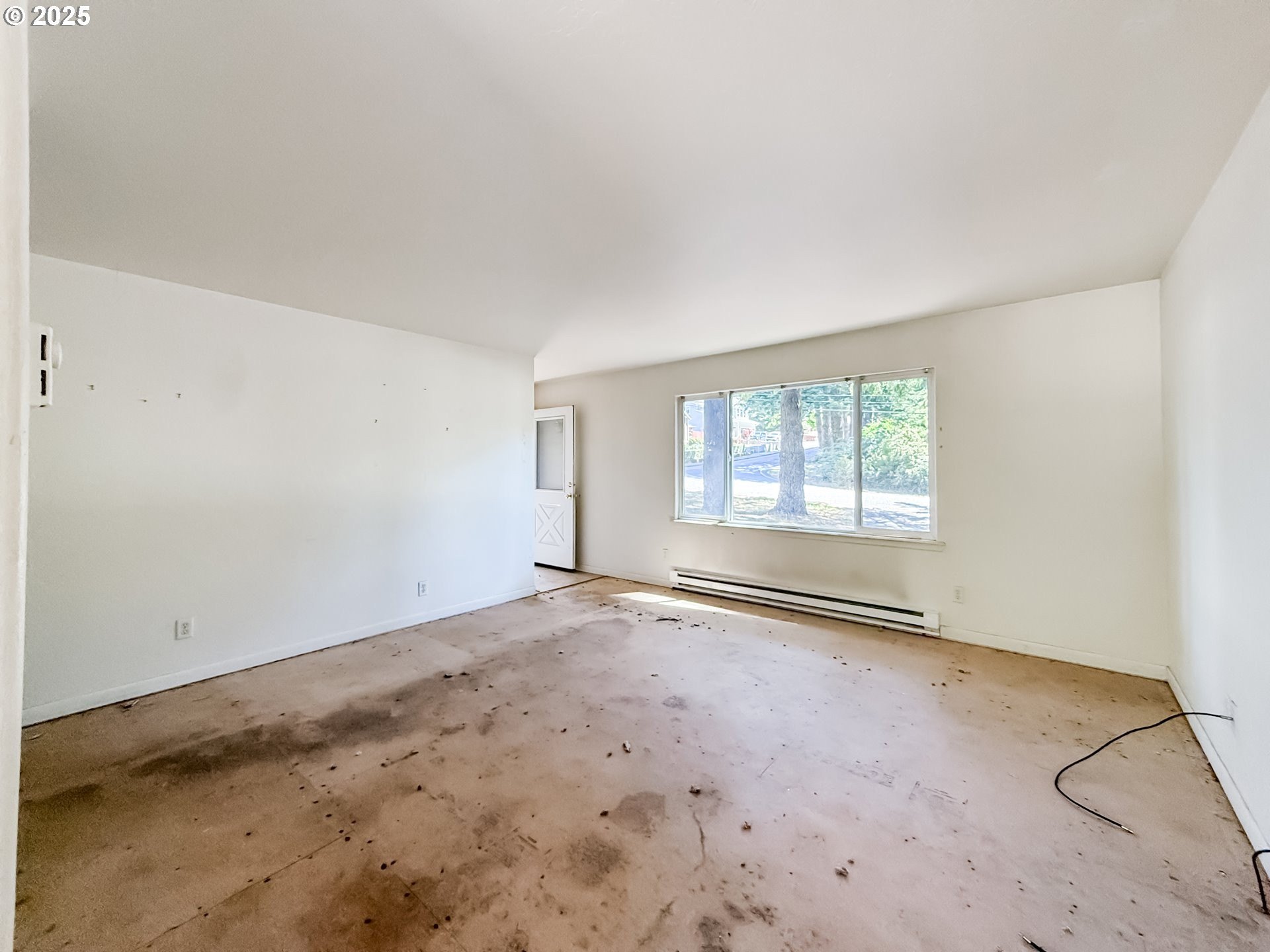 Brookings, Oregon, 97415, United States, ,Residential,For Sale,1983700