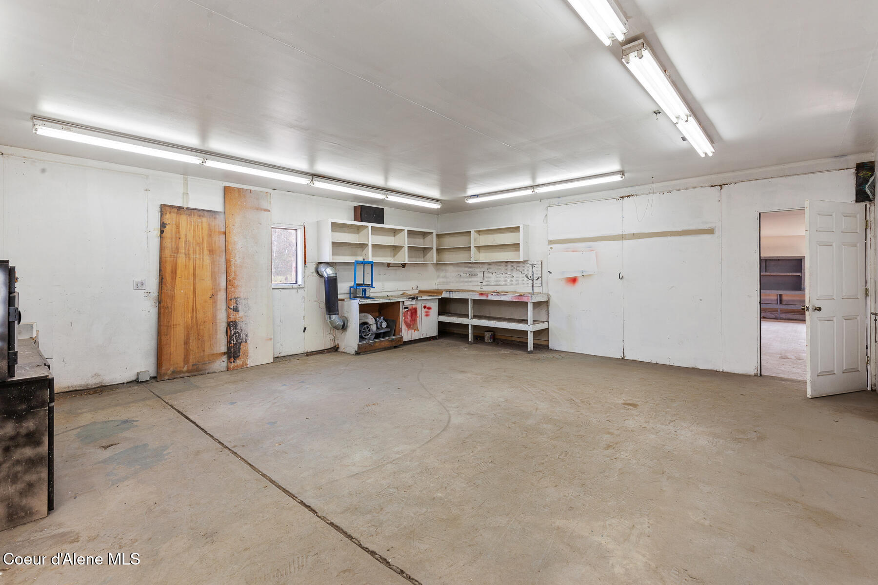 Rathdrum, Idaho, 83858, United States, 2 Bedrooms Bedrooms, ,1 BathroomBathrooms,Residential,For Sale,1981351