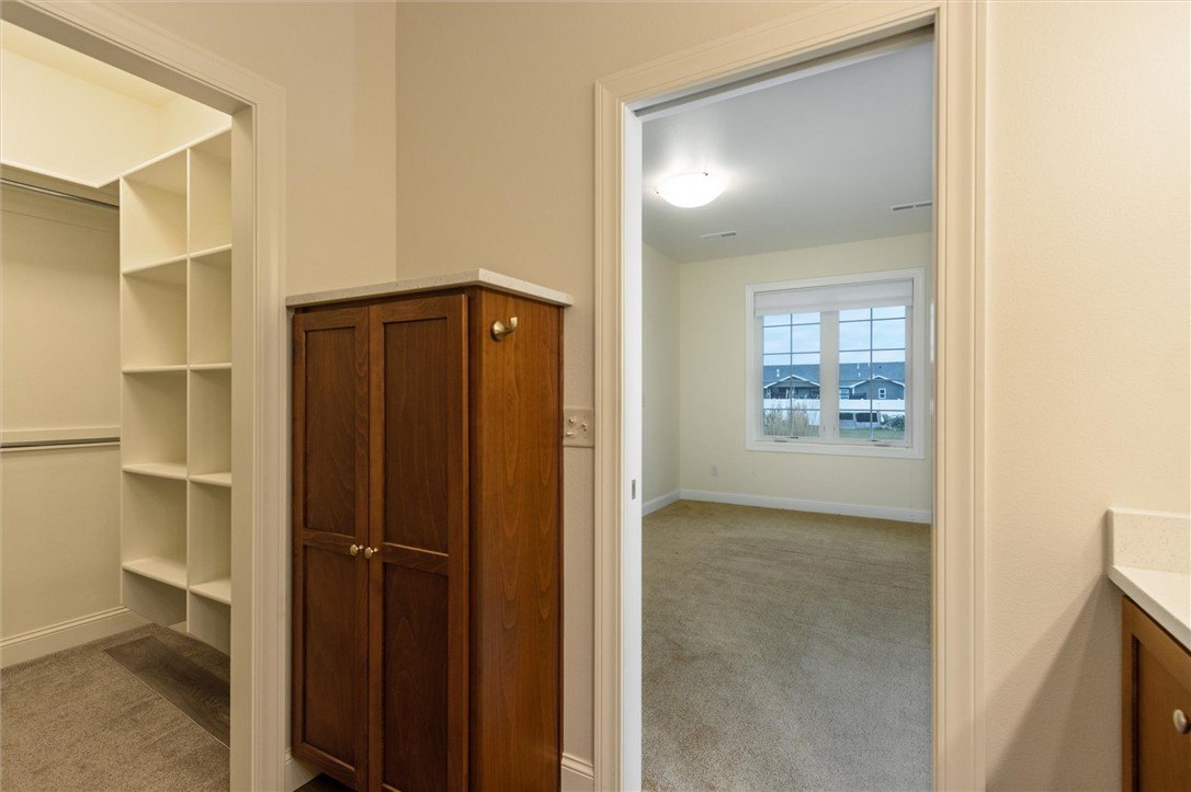 Billings, Montana, 59106, United States, 4 Bedrooms Bedrooms, ,3 BathroomsBathrooms,Residential,For Sale,1989883