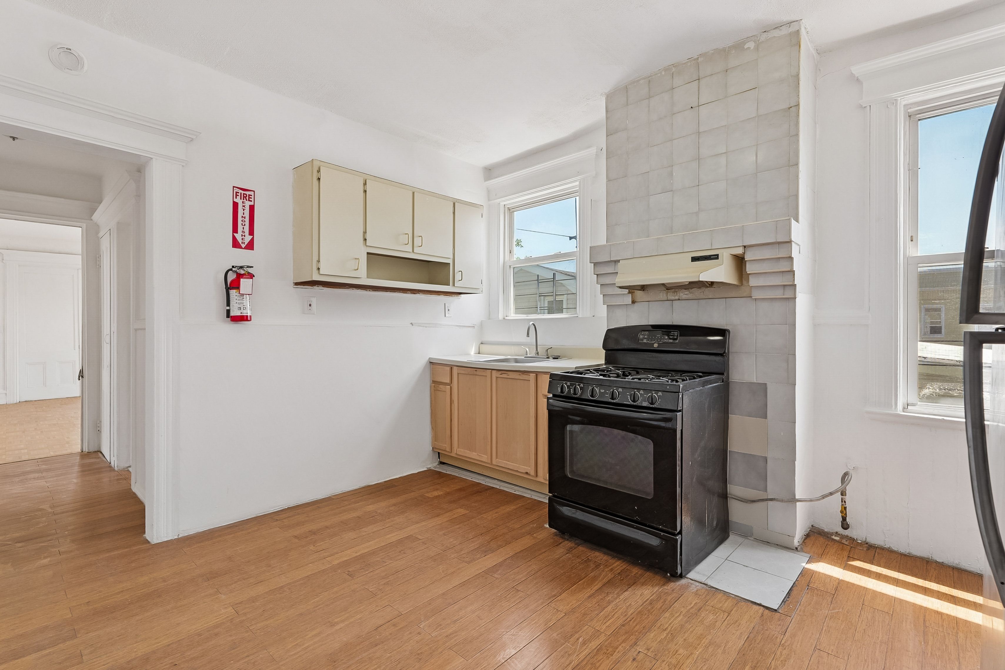  55 Hawkins Street, Newark, NJ 07105 - 物件實景