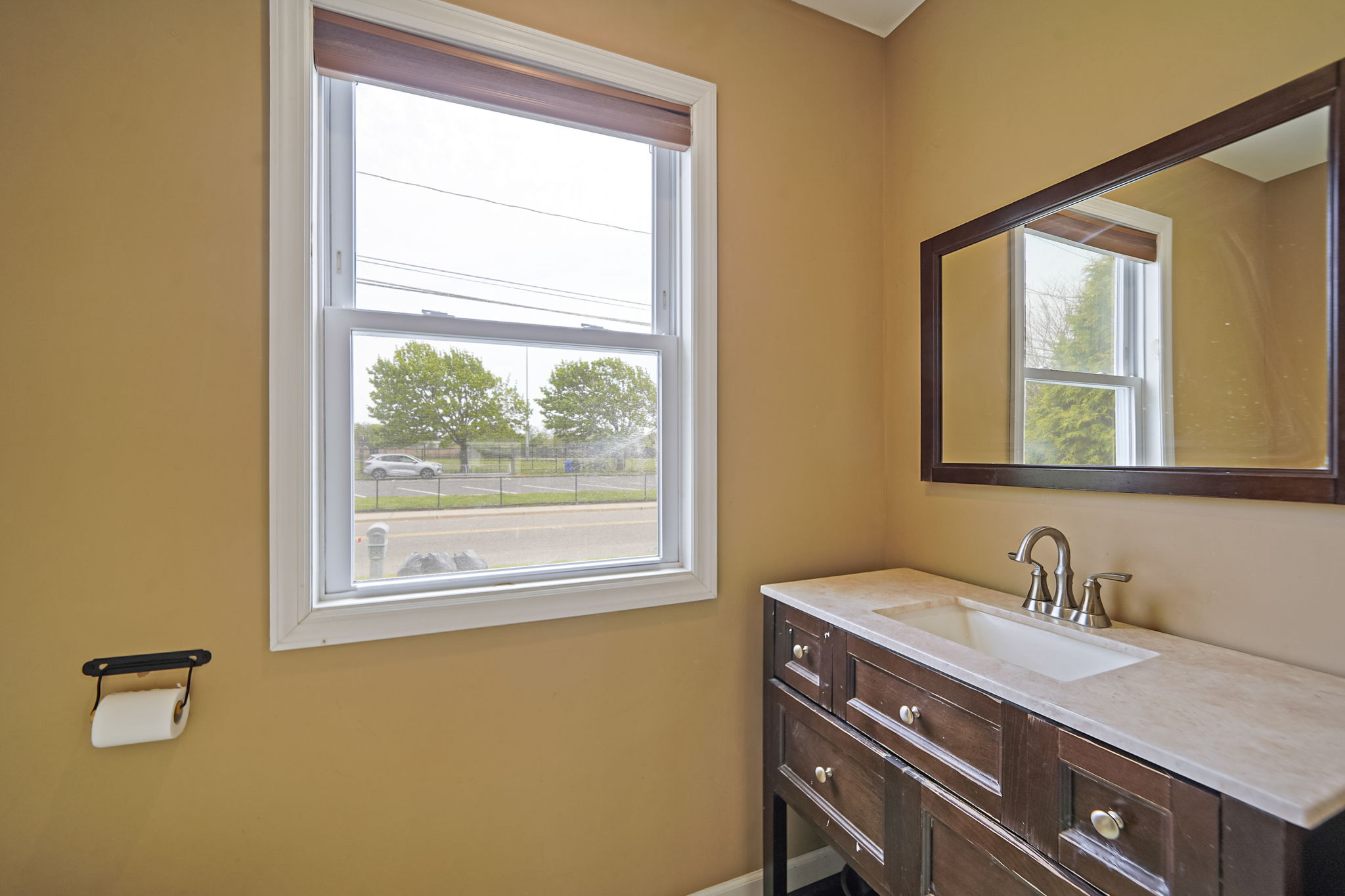 Patchogue, New York, 11772, United States, 2 Bedrooms Bedrooms, ,2 BathroomsBathrooms,Residential,For Sale,2049279
