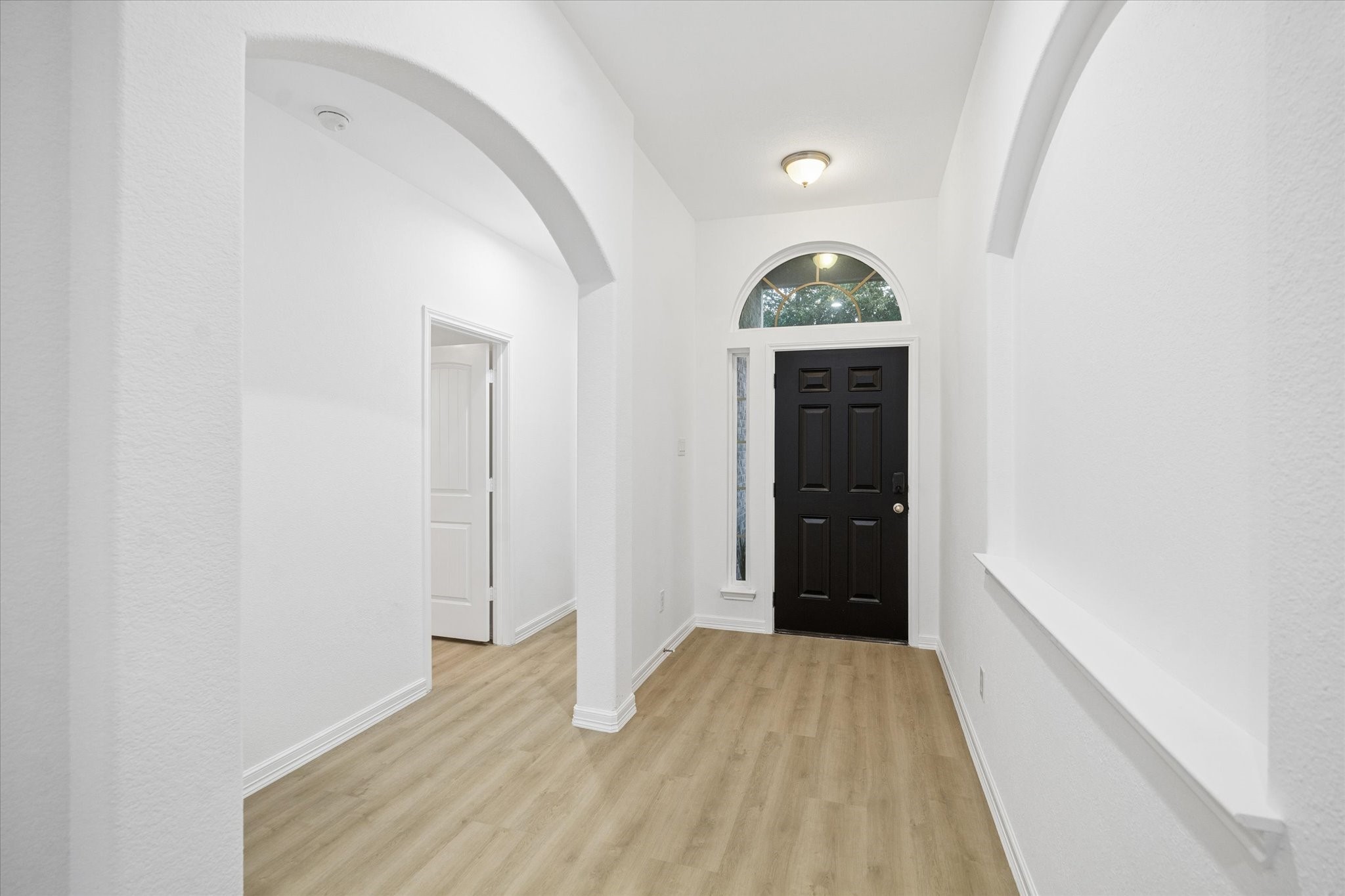  8819 Alicia Drive - 物件實景