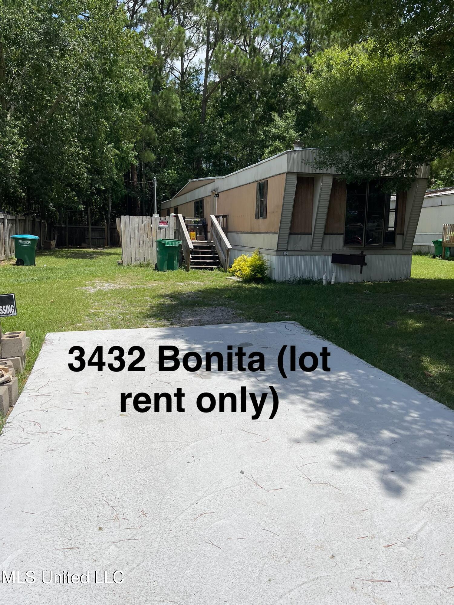 Gautier, Mississippi, 39553, United States, 2 Bedrooms Bedrooms, ,1 BathroomBathrooms,Residential,For Sale,1939947