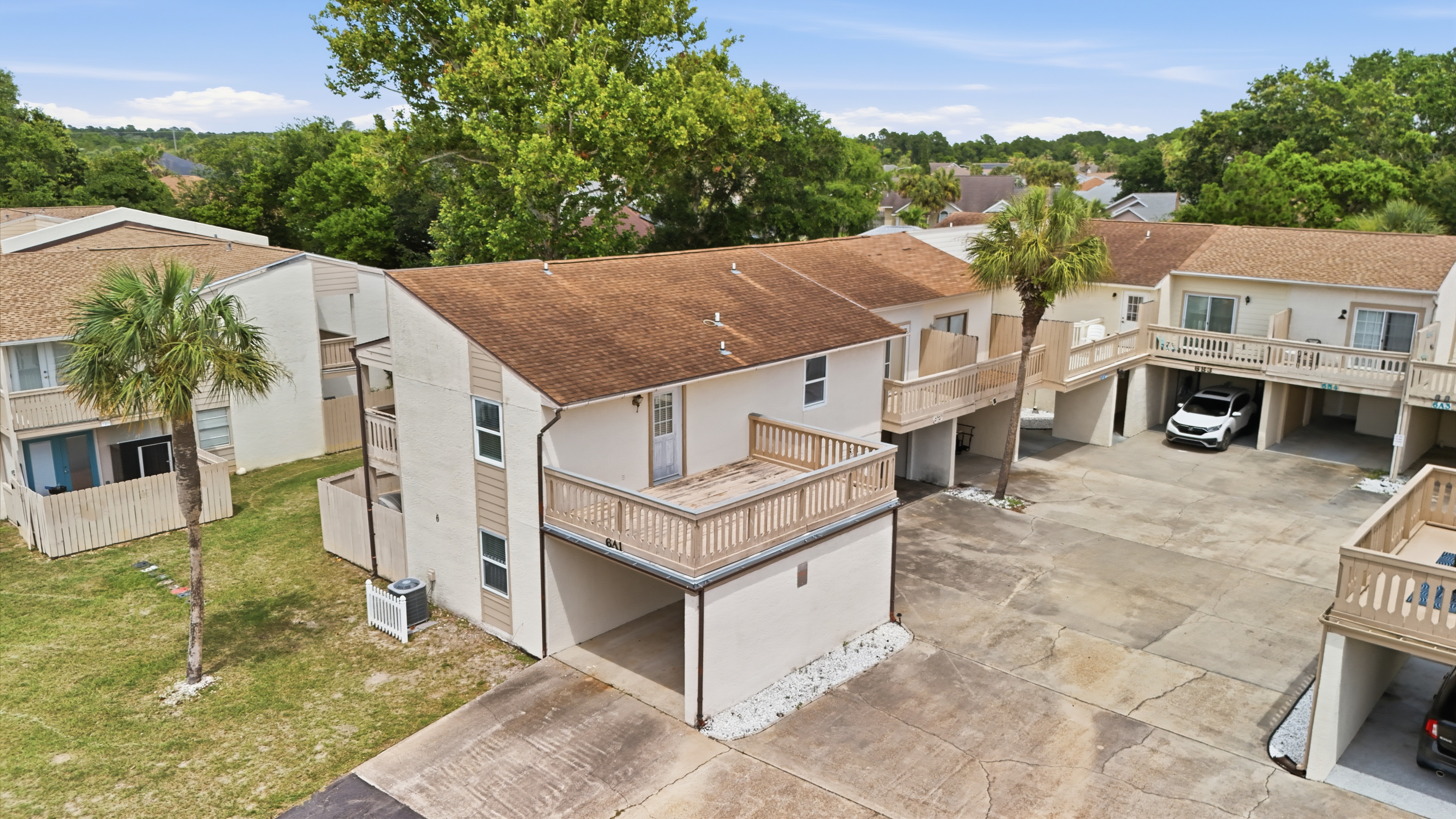  Amenity-Rich Beach Townhome Near Pier Park - 物件實景