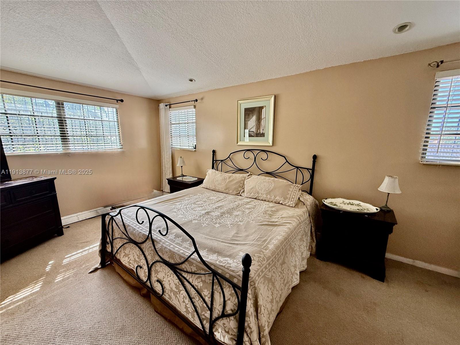 Miami, Florida, 33186, United States, 3 Bedrooms Bedrooms, ,3 BathroomsBathrooms,Residential,For Sale,1993547