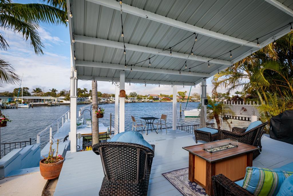 St Petersburg, Florida, 33705, United States, 3 Bedrooms Bedrooms, ,4 BathroomsBathrooms,Residential,For Sale,1793107