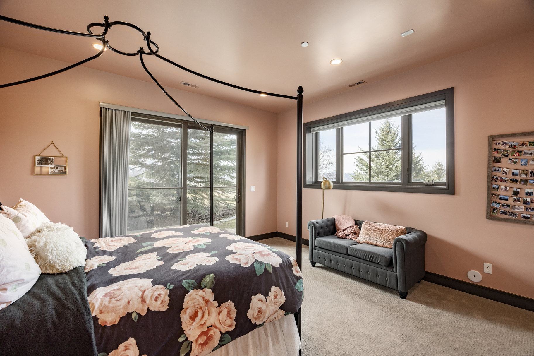  Framed by Panoramic Mountain Views with Access to Round Valley