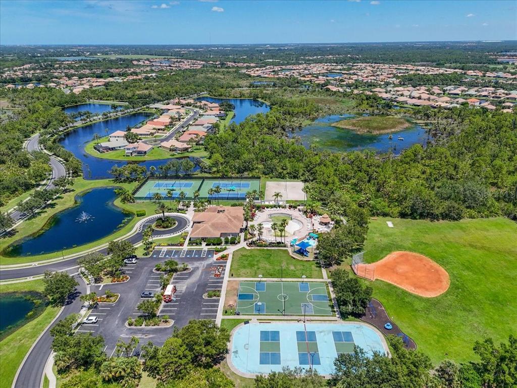 Venice, Florida, 34292, United States, 5 Bedrooms Bedrooms, ,3 BathroomsBathrooms,Residential,For Sale,1874591